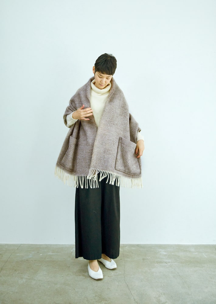 MARIA pocket shawl（brown-white） - LAPUAN KANKURIT（ラプ