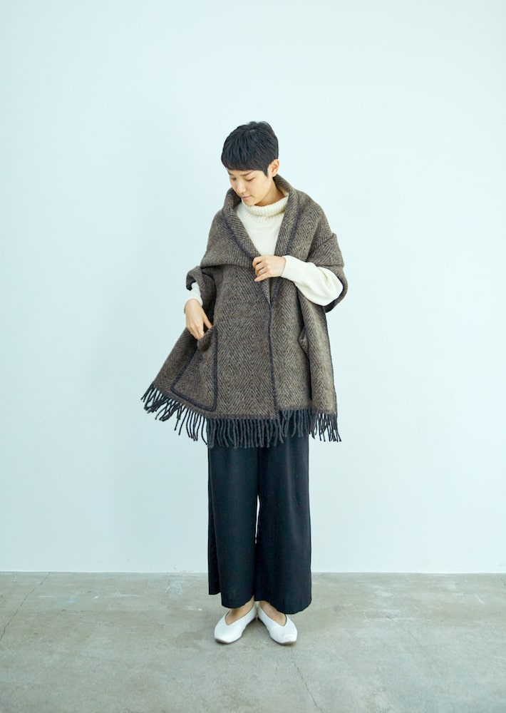 MARIA pocket shawl（brown-black） - LAPUAN KANKURIT（ラプアン 