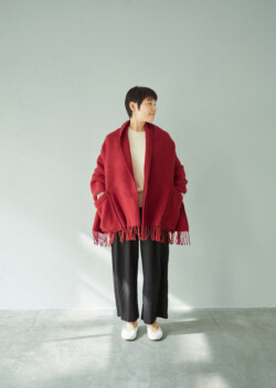 UNI　pocket shawl（dark red）のサムネイル