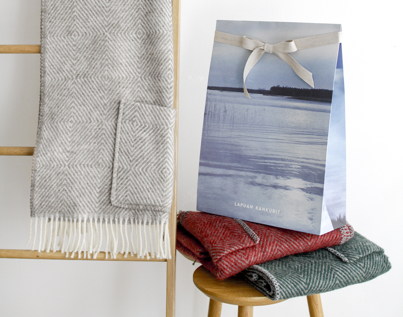 HOLIDAY GIFTのイメージ画像