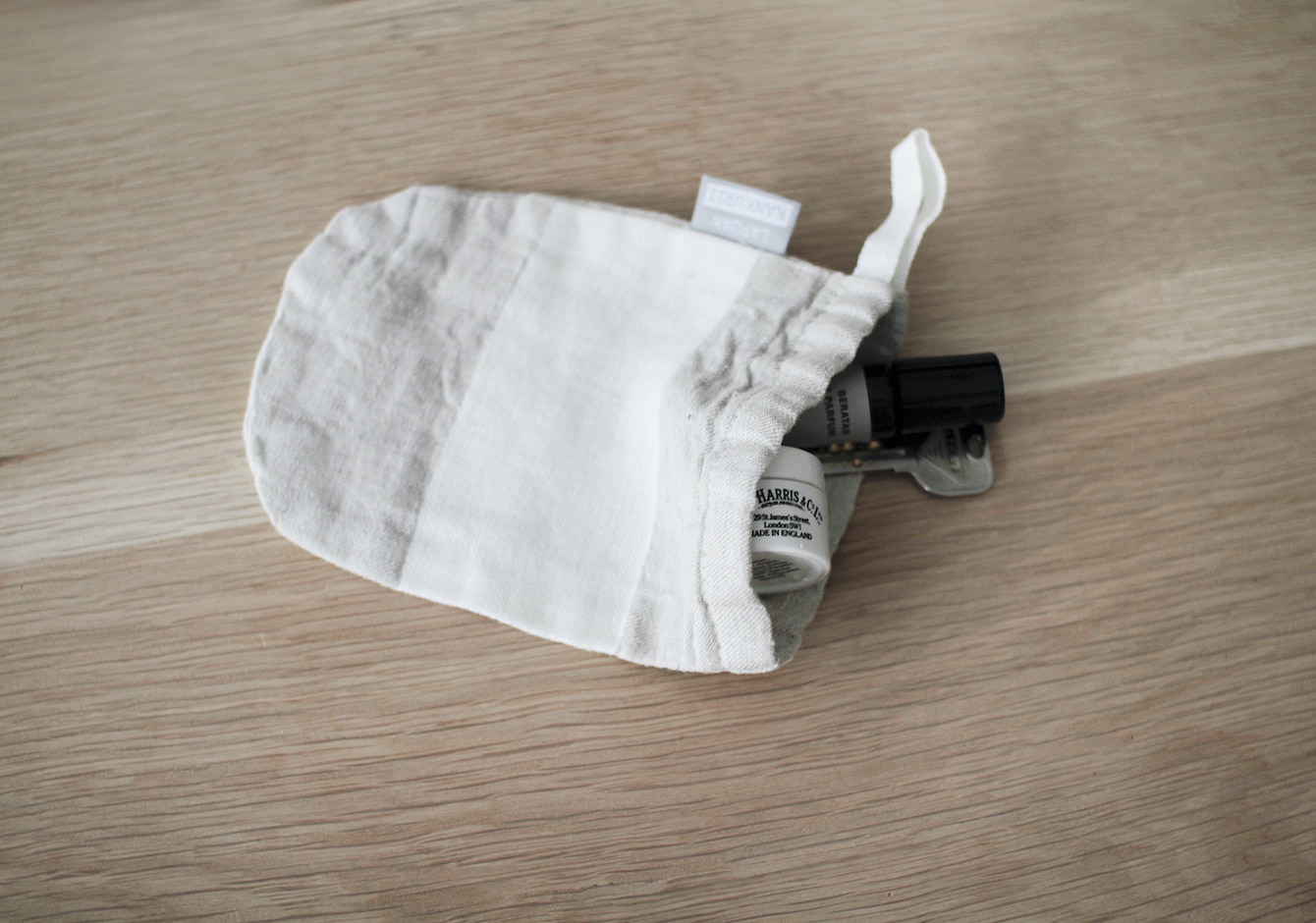 PRESENT CAMPAIGN / USVA soap bagのイメージ画像